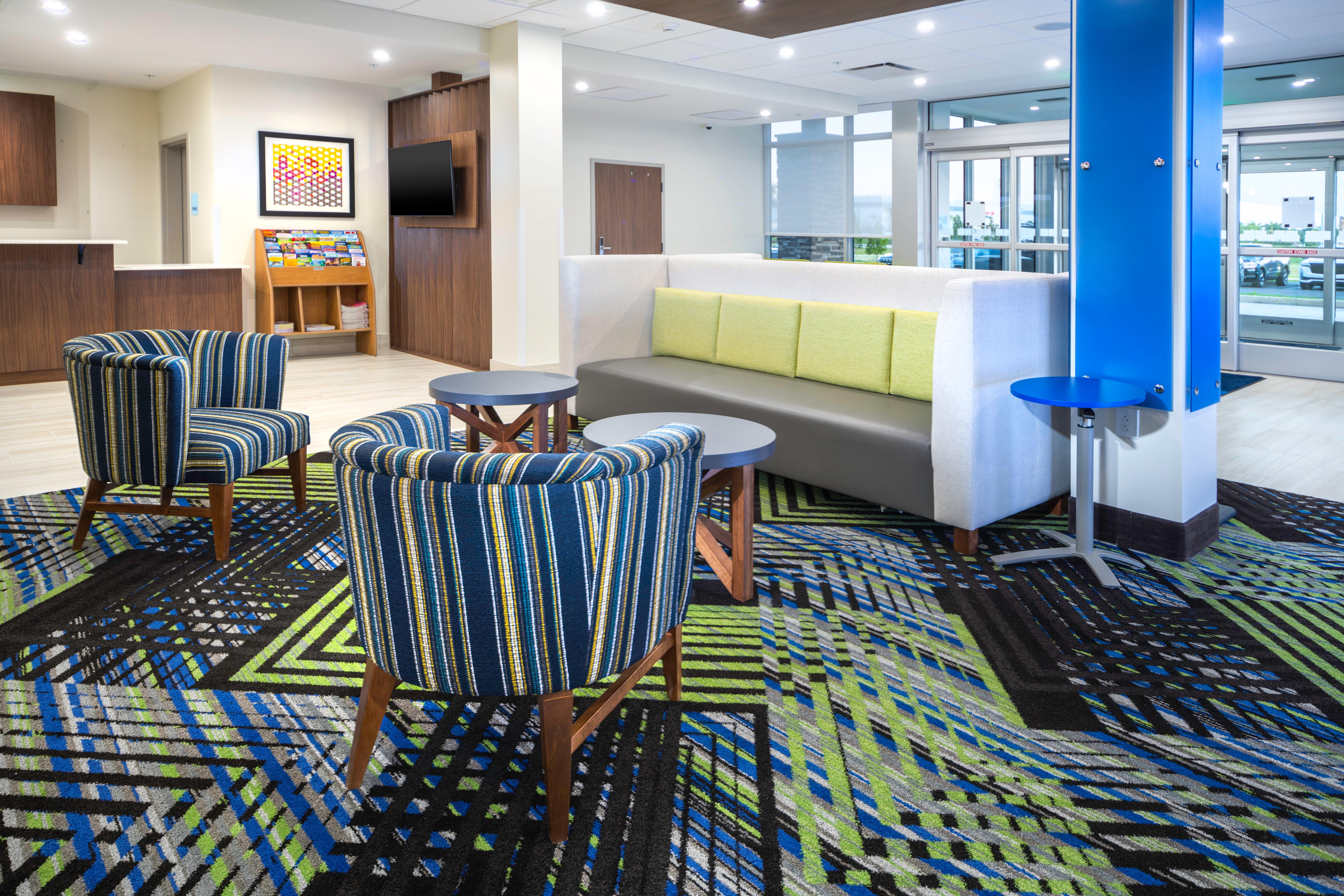 Holiday Inn Express & Suites - Fort Myers Airport By Ihg Exterior foto